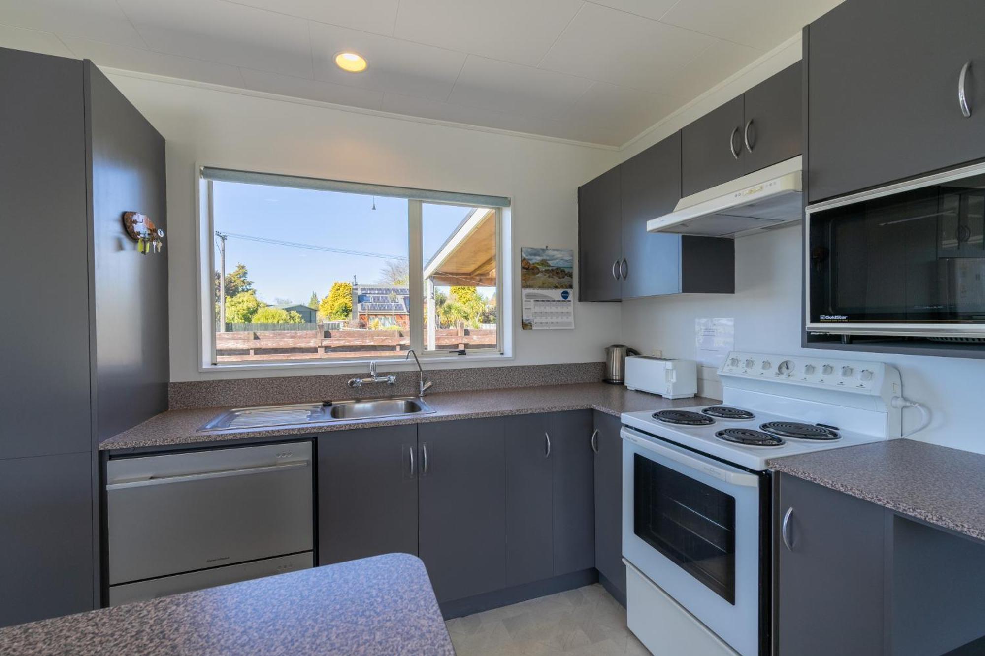 Kepler Retreat - Te Anau Holiday Home Екстер'єр фото