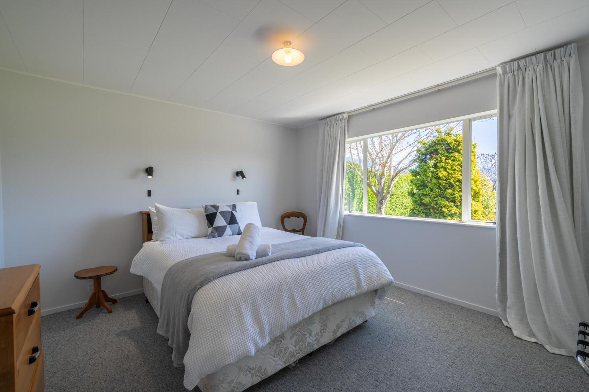 Kepler Retreat - Te Anau Holiday Home Екстер'єр фото